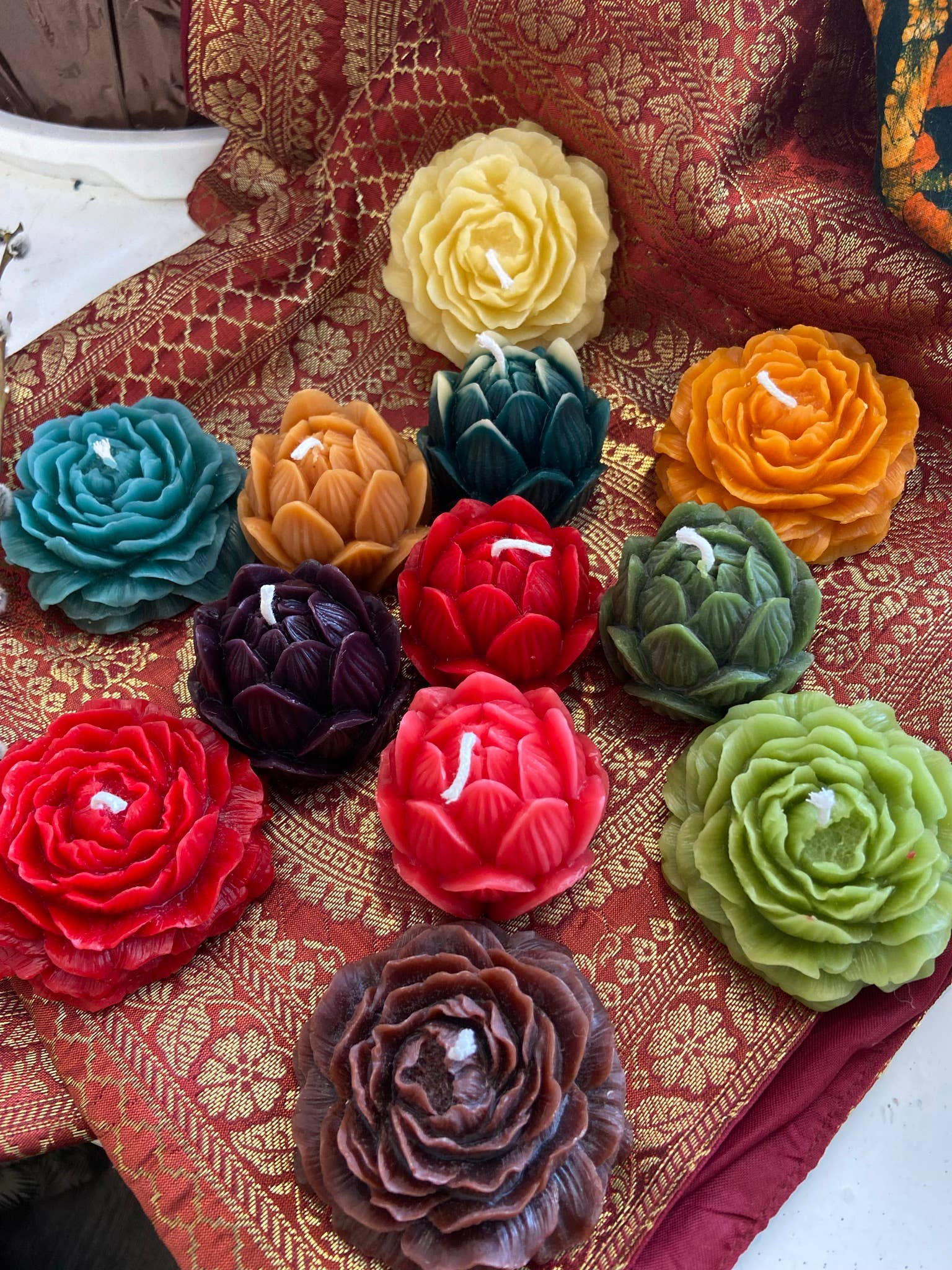 Live Light Beeswax Candles - Wholesale Novelty Candle - Flower Power5