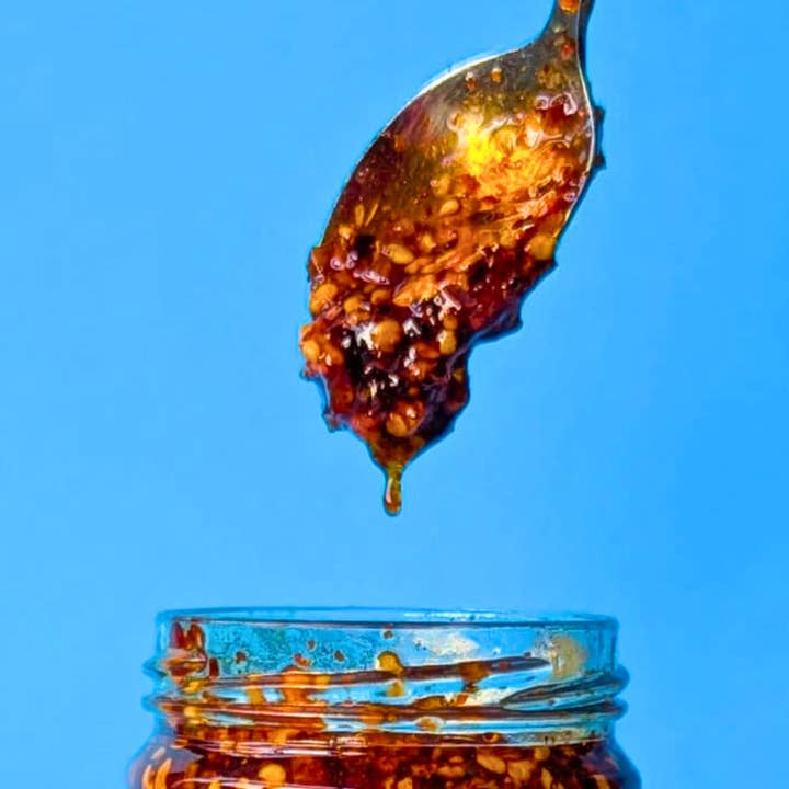 Trouble and Spice B.V. - Wholesale Hot Sauce - Agave Chilli Crisp - Award winning2