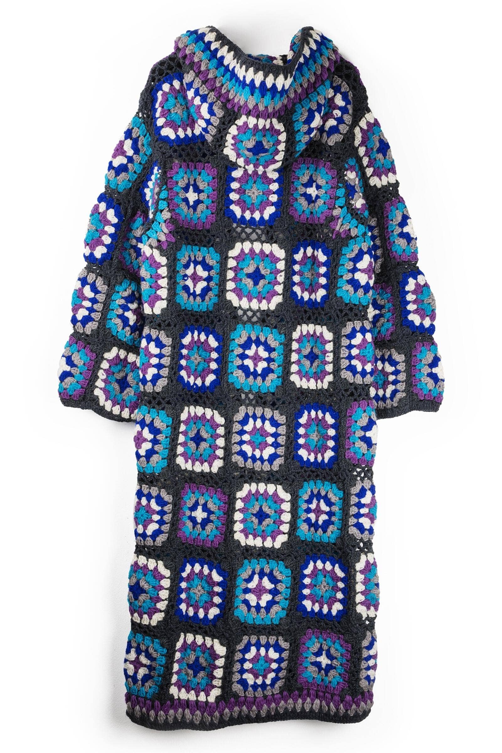 SAACHI – Engroshandel Kimono - Dame – Hæklet uldhætte Kimono Lang28