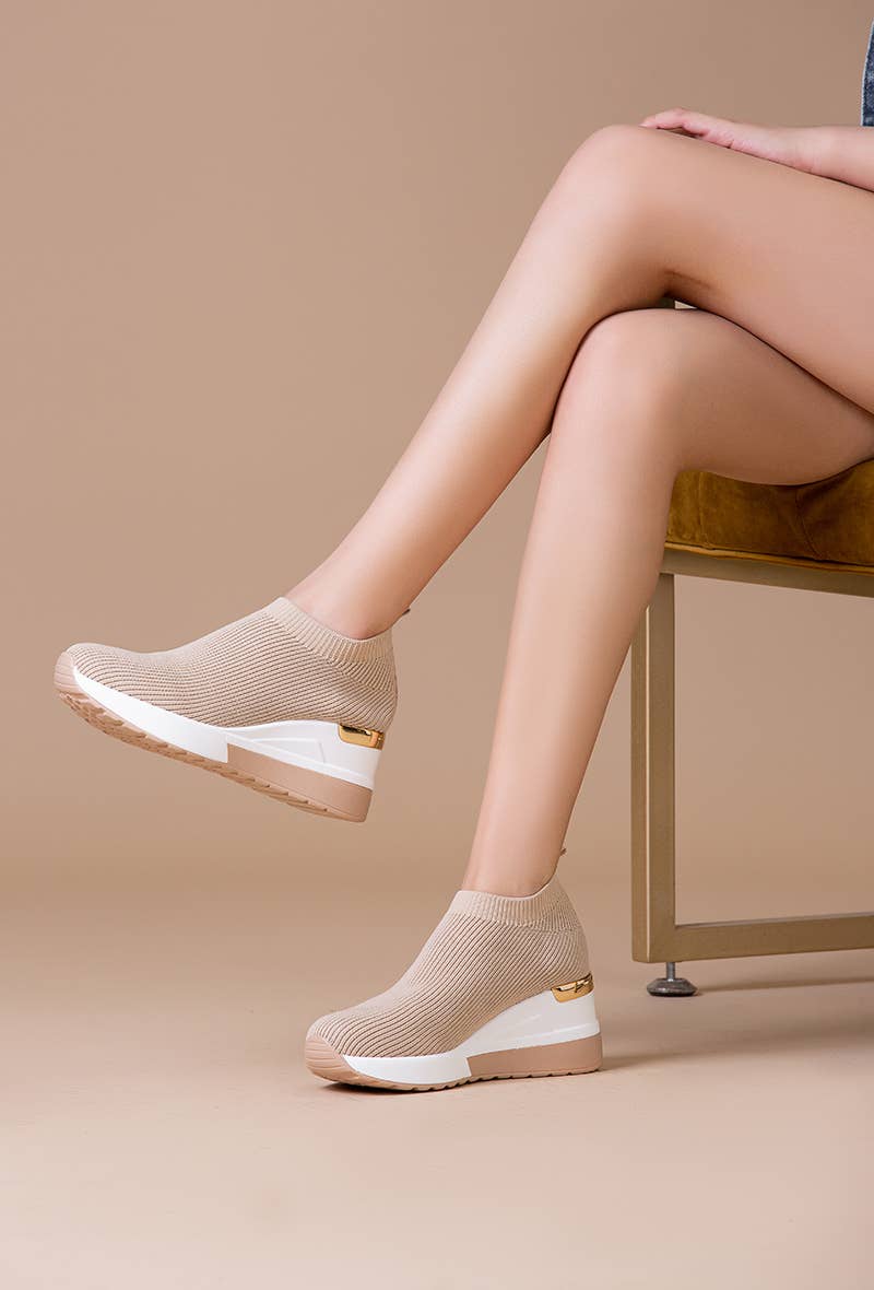 LADY GLORY – Engroshandel Slip on-sneakers – Kvinder – Slip-on sneakers med kilehæl og sokkedesign7