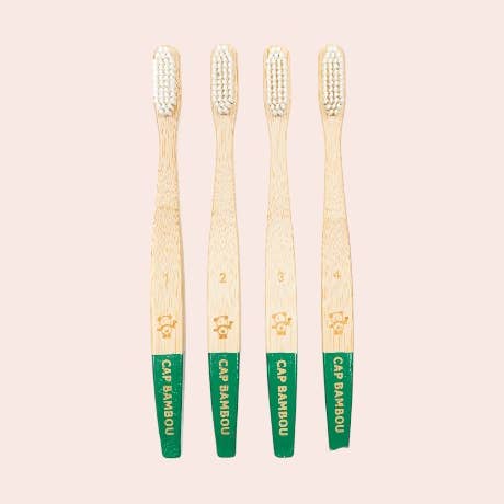Brosse à dents adulte en bambou x4 poils médium pour la vente par cap bambou