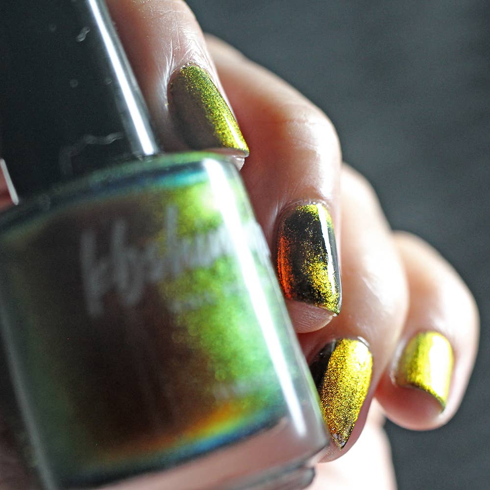 KBShimmer - Vente Vernis à ongles - Vernis à ongles magnétique multichrome chauffé5