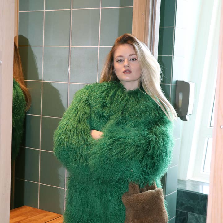 Shearling Collar Coat and other Purchase Wholesale furlou. Free Returns & Net 60 Terms on Faire trending on Faire.