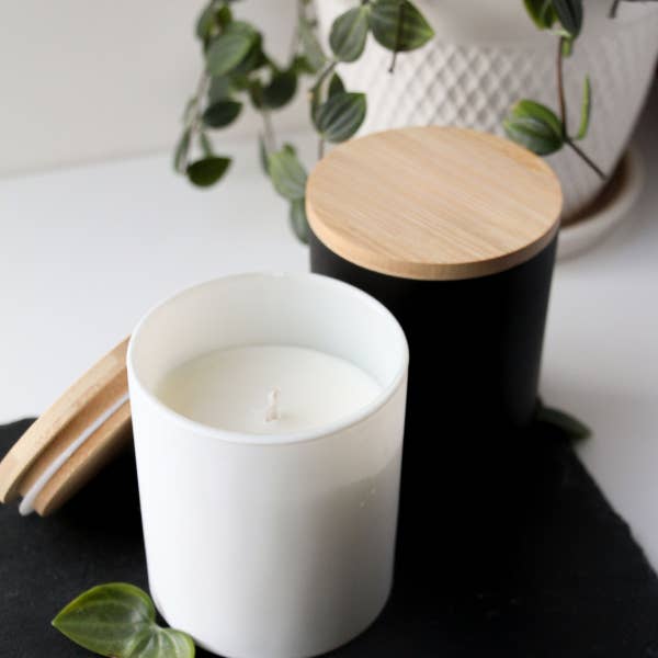 Wholesale Candles – Engroshandel Glaslys – 8 oz engros matte hvide stearinlys | Juleduft