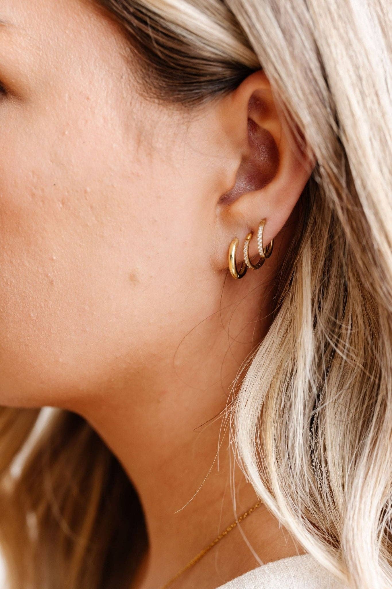 Shop Andi - Wholesale Hoop Earrings - 14mm Fundamental Hoops - Hypoallergenic - Gold and Silver