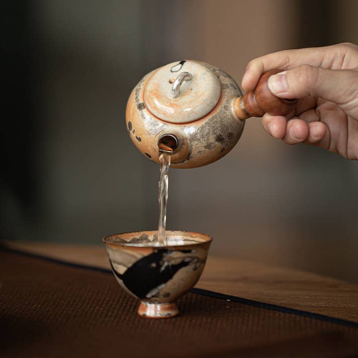 Gohobi (We cover U.S. import duties) - Wholesale Tea Pot - Gohobi Handmade Black Ink Hand-painted Cat Side Handle Teapot 00313