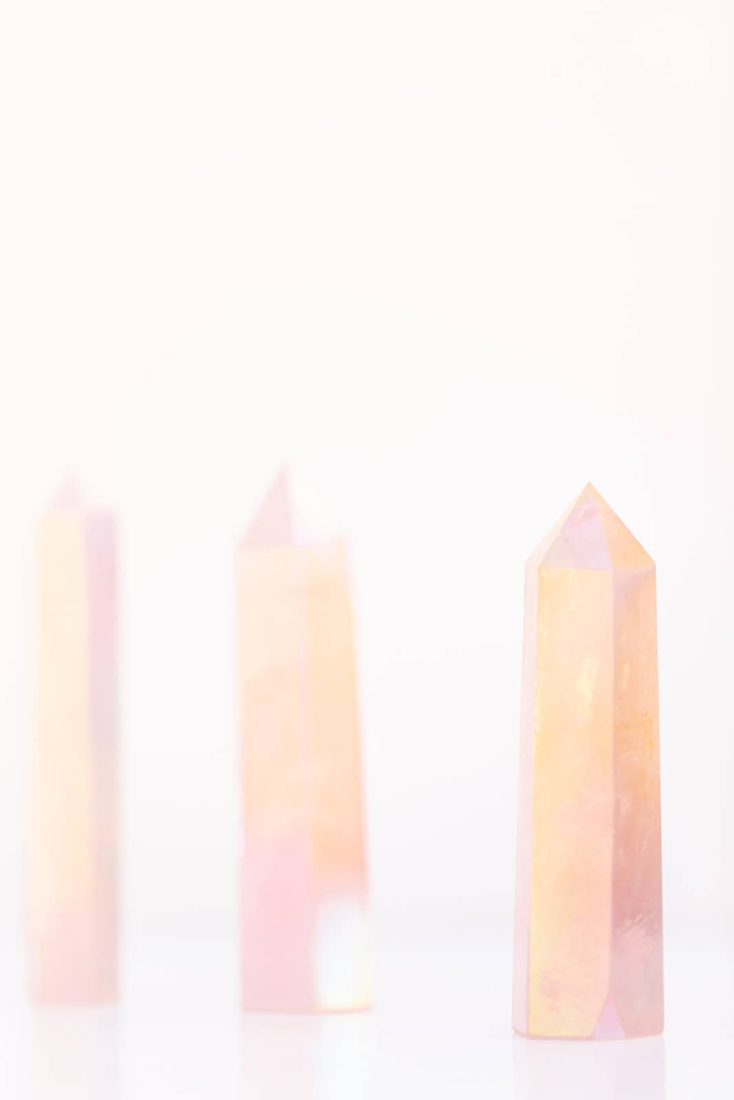 Apothecary Co. – Engroshandel Spirituelle sten og krystaller – Angel Aura Rose Quartz Point3