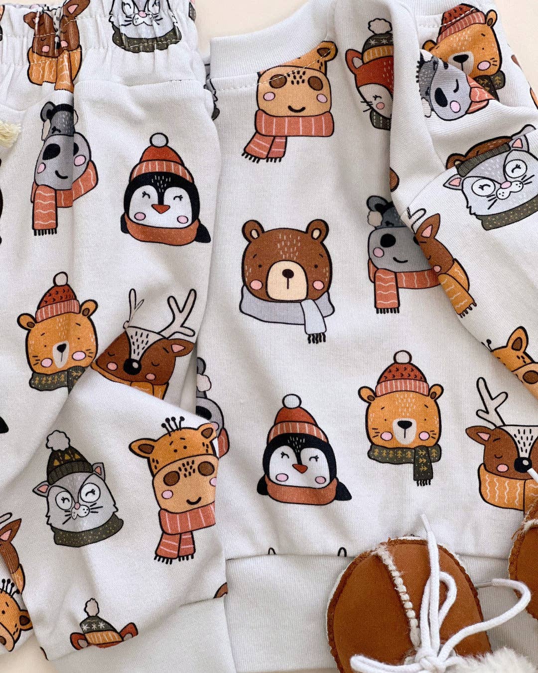 Lucky Panda Kids - Wholesale Lounge Set - Kids - Jogger Set Baby Kids |  Cozy Pals11