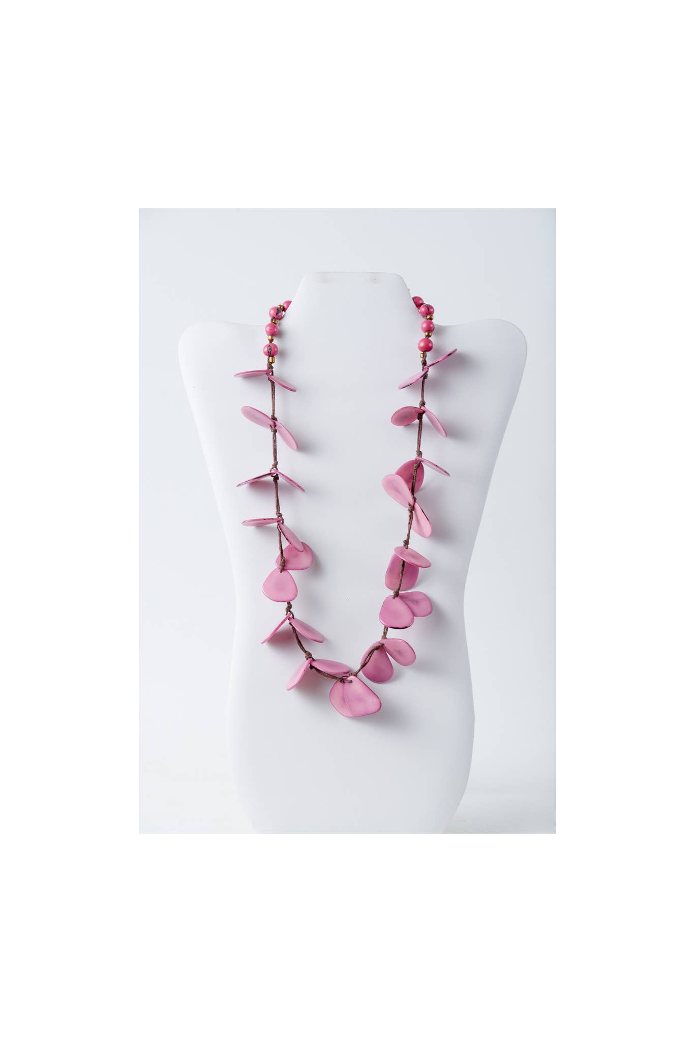 TaguArtsy – wholesale Smycken – Veronica Enkelsträngad Kronblad Lång Tagua Halsband2