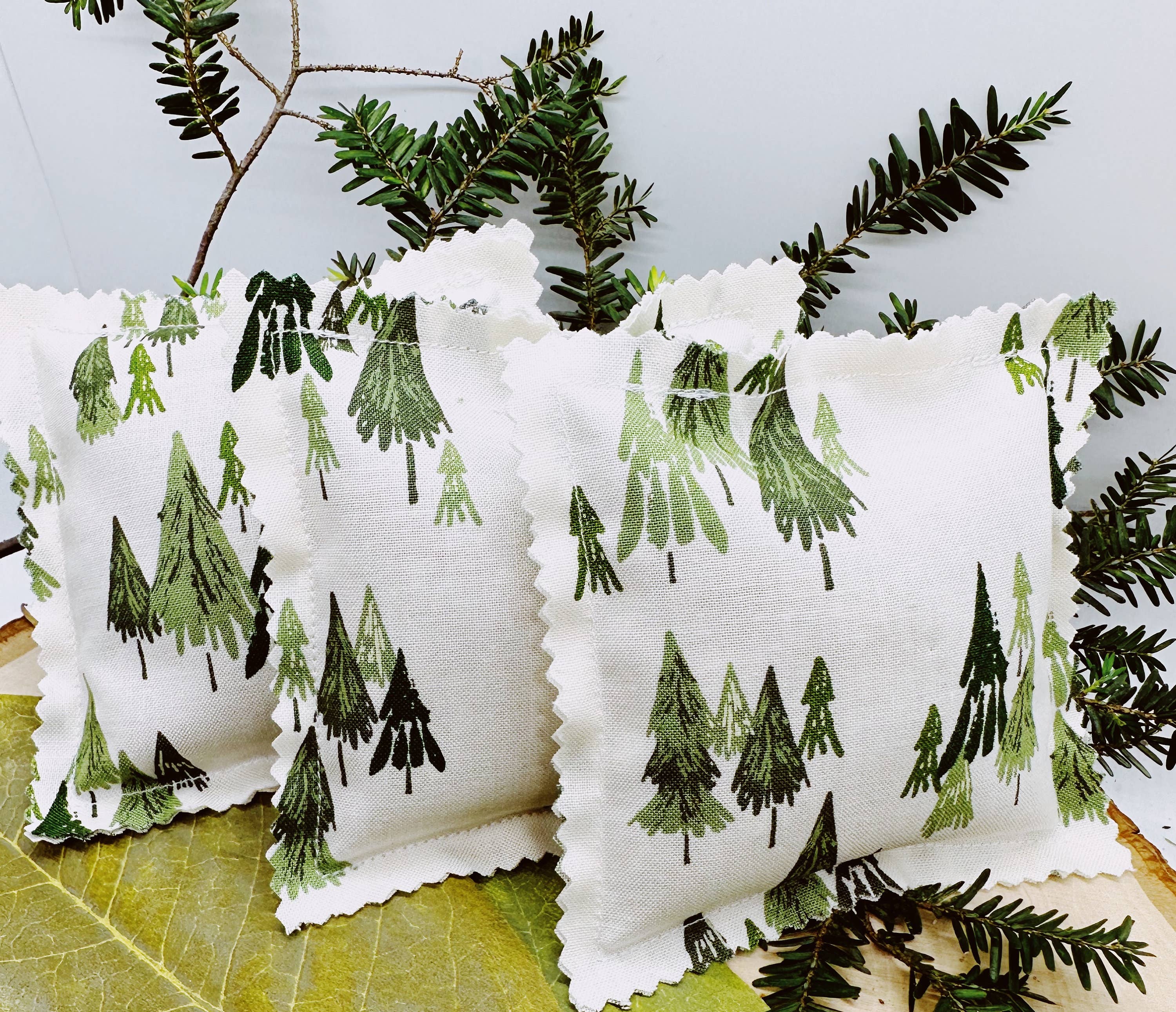 Wellness & Oils - Vendita all'ingrosso Sacchetto profumato - Sacchetto di Abete Balsamico con oli essenziali - Great Joy Fir3