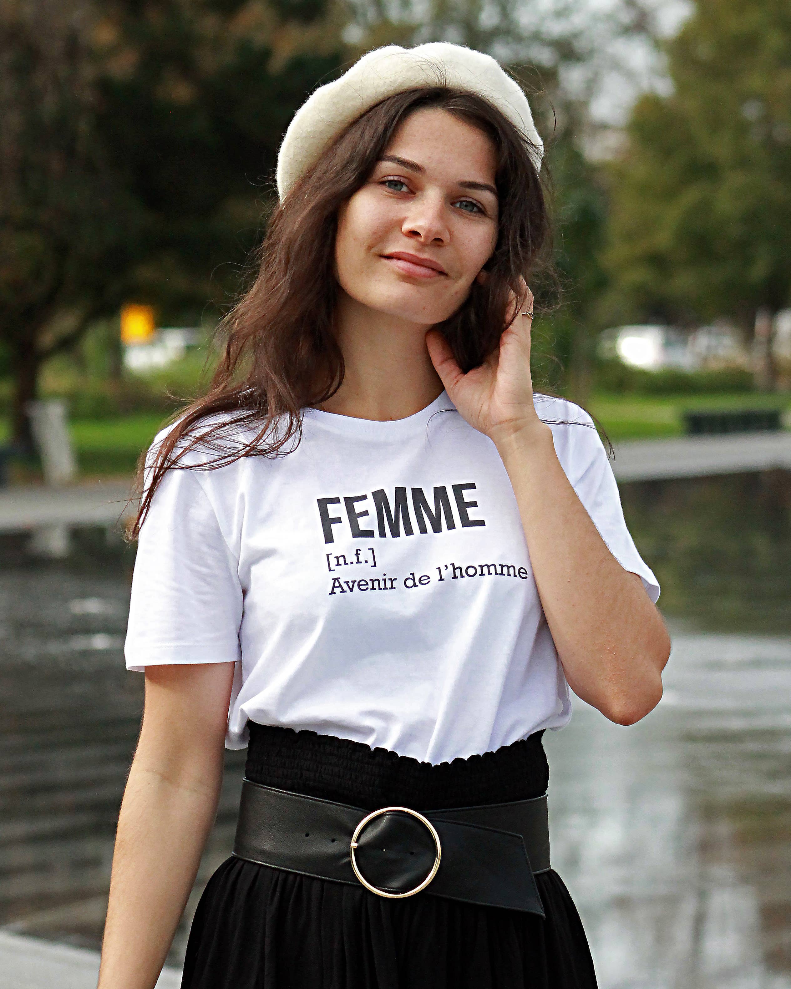 Un Rêve Français - Wholesale Screen Printed T-Shirt - Women's - “Woman, man's future” T-shirt5