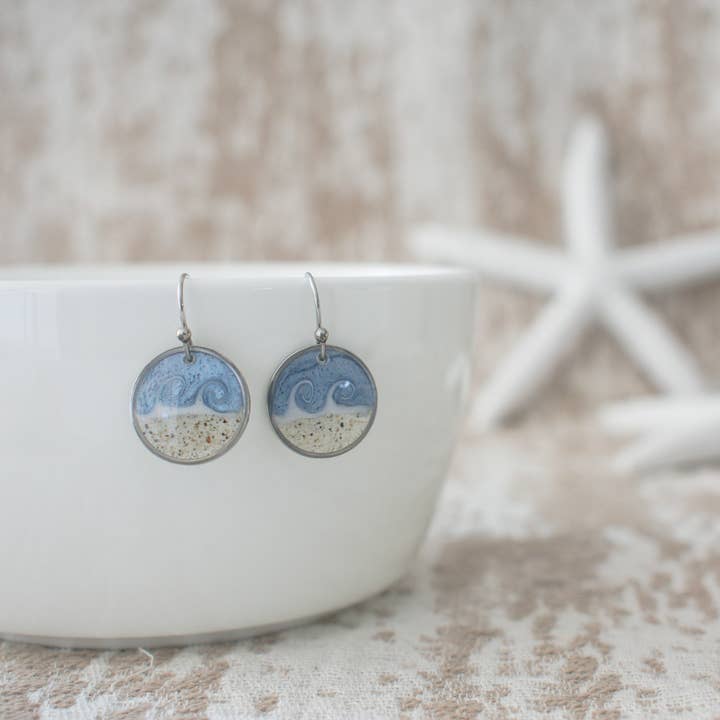 Benutzerdefinierte Sandkreis-Wellen-Ohrringe zum Hängen für den Großhandel von Sandy Beaches Shop