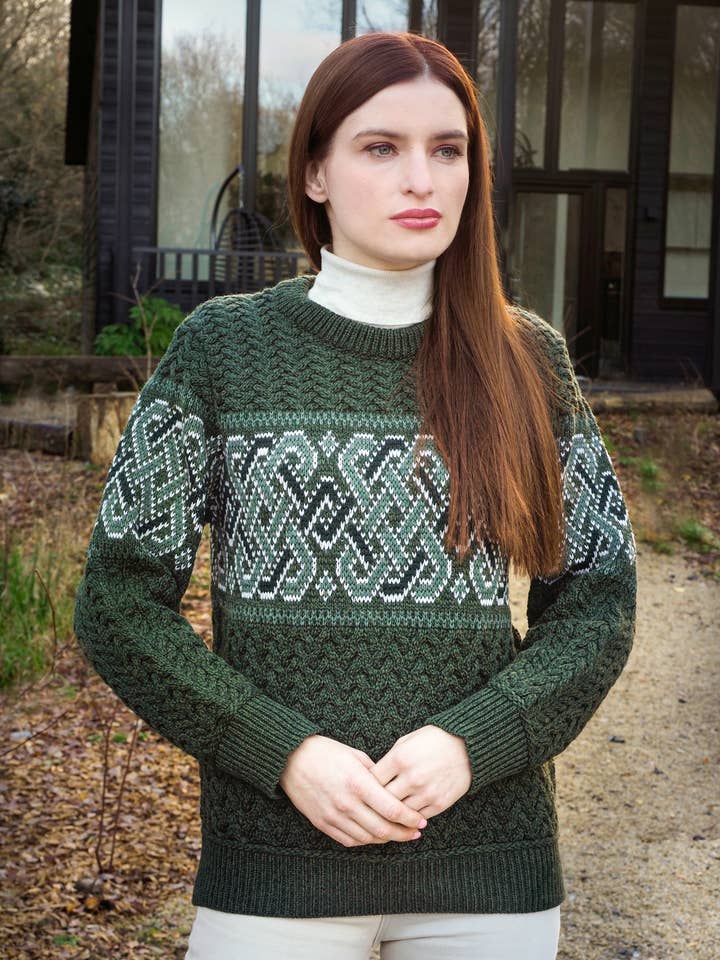 Aran Crafts - Wholesale Knit Sweater - Unisex - UNISEX JACQUARD CREW NECK SWEATER C5349
5