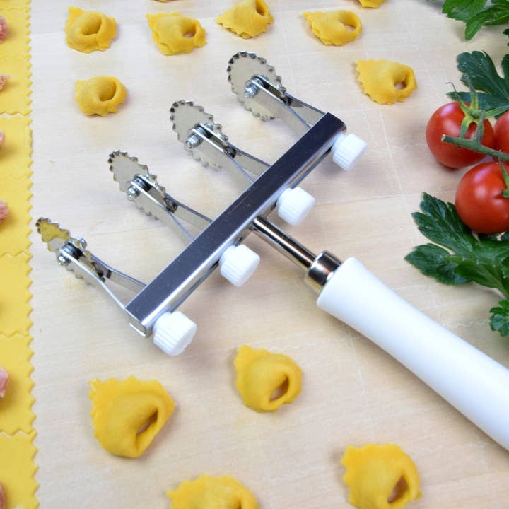 Elettro Center - Wholesale Kitchen Tool/Gadget - Adjustable Pasta Cutter 4 Blades 120mm, adjustable pastacutter5