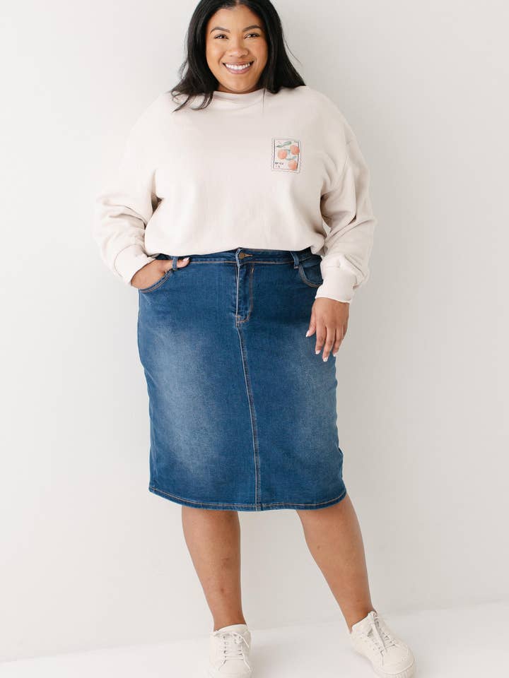 The Main Street Exchange - Wholesale Skirt - Women's - 'Wren' Classic Denim Skirt8