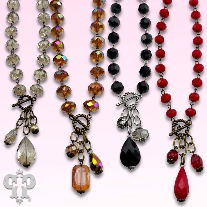 Collier à perles facettées reliées avec breloques en perles pour la vente par Pink Panache Brands