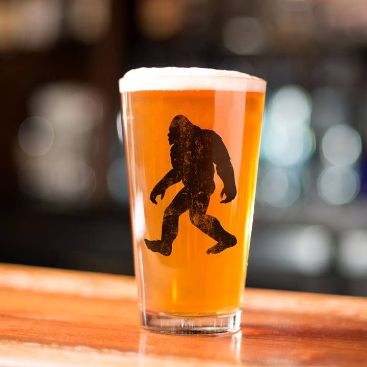 Black Lantern – wholesale Beer glass/mug – Bigfoot Pint Glasses2