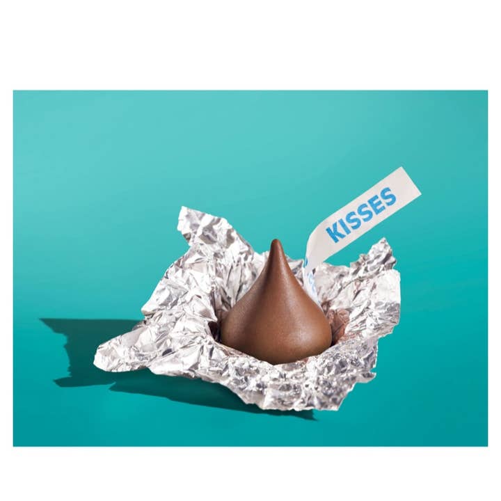 Majestic Wholesale - Wholesale Chocolate - HERSHEY'S KISSES Milk Chocolate Candy, 330ct