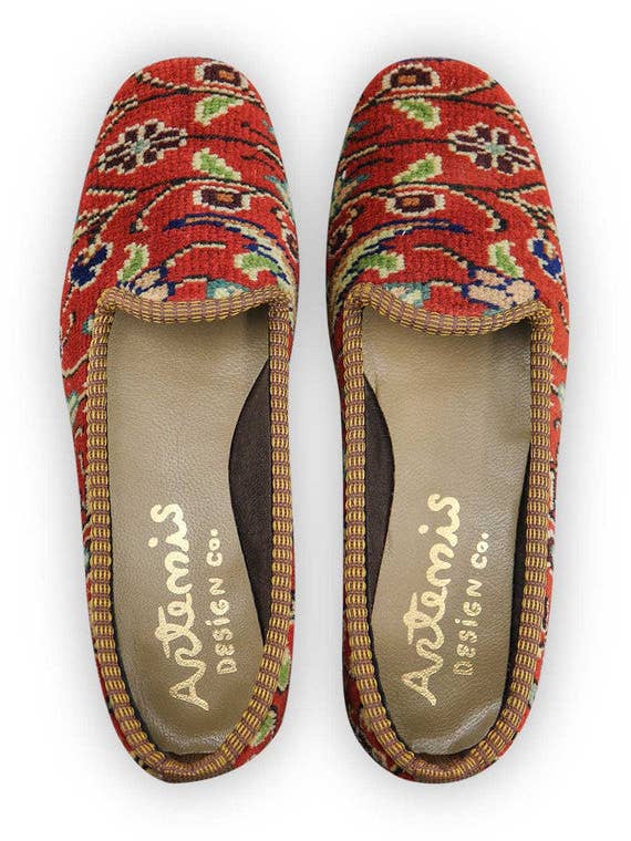 Women's Carpet Loafers - Size 7.5 for wholesale by Artemis Design Co.
