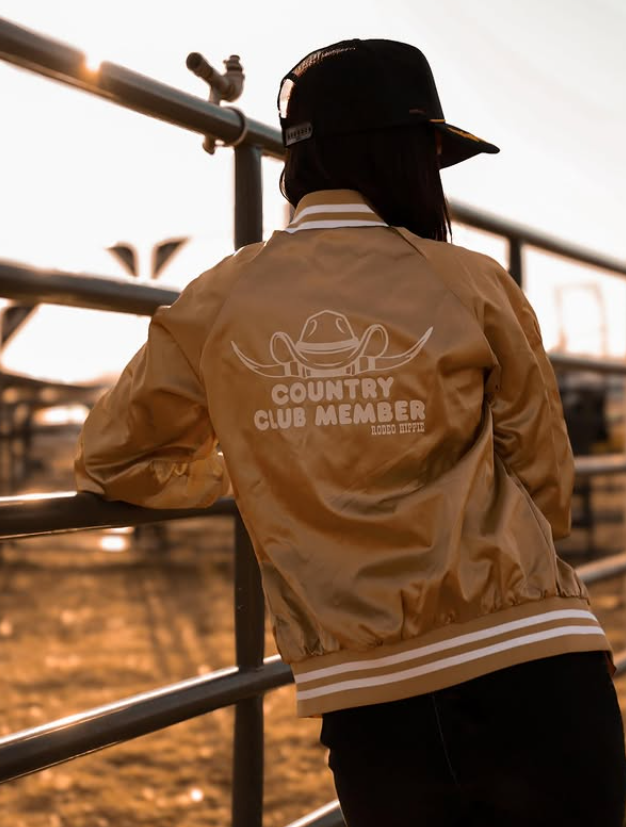 Rodeo Hippie - Vente Veste – femme - VESTE EN SATIN DORÉE POUR MEMBRE DU COUNTRY CLUB2