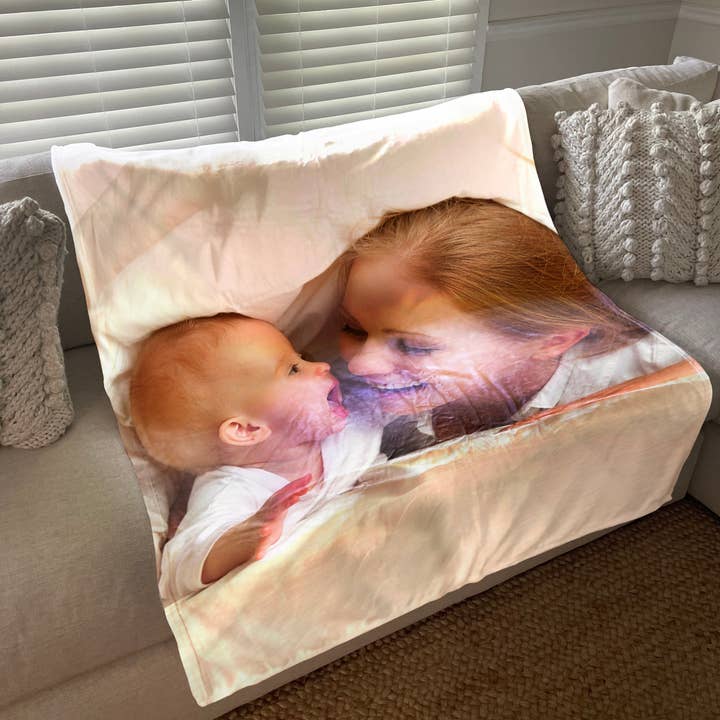 Monogramonline Inc. - Vendita all'ingrosso Plaid - Coperta <h2>personalizzata per collage di foto con design personalizzato | Coperta personalizzata con le tue immagini, <p><span style="color: #ff0000;"><strong>vendita a tempo limitato</strong></span></p>, coperta</h2> grande da 50 «x 60"14