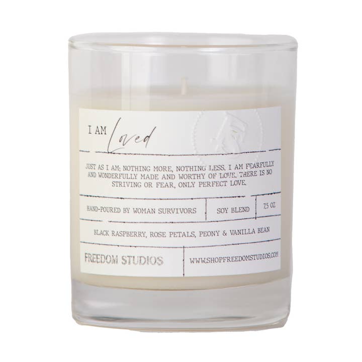 Freedom Studios – wholesale Burkljus – Jag är älskad 7.5 oz Candle0