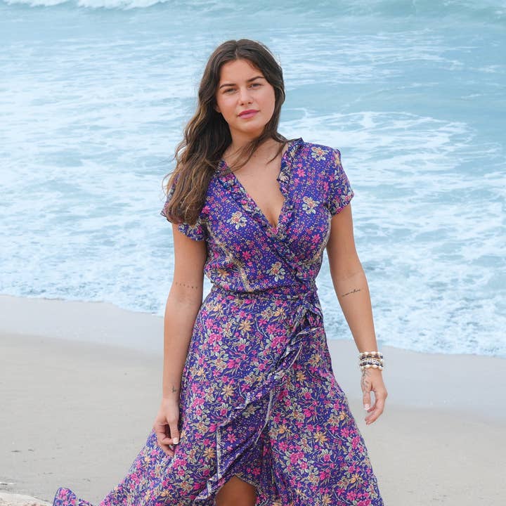 Vestido Havana Maxi Wrap em Íris Azul por atacado de Sea Lustre