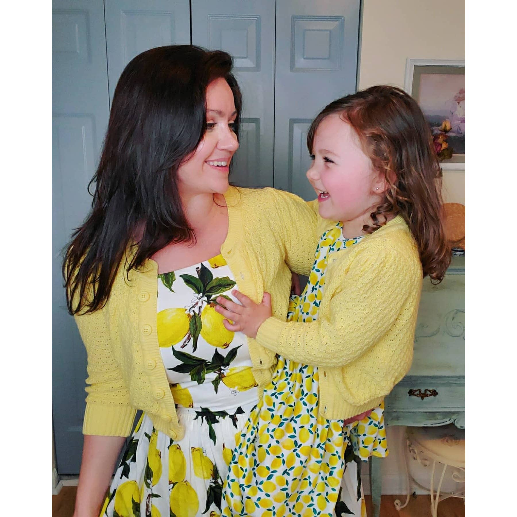 Mak – Engroshandel Cardigan - Dame – Mak 3/4-ærmet kort strikket cardigan med rund hals MK351410