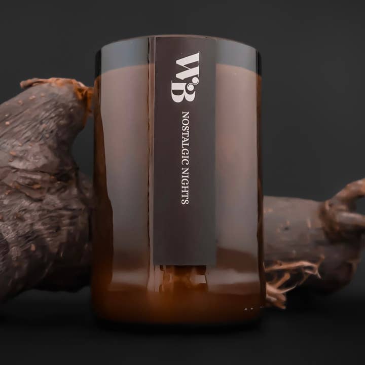 Nostalgische Nachtkerze für den Großhandel von The Wandering Bee