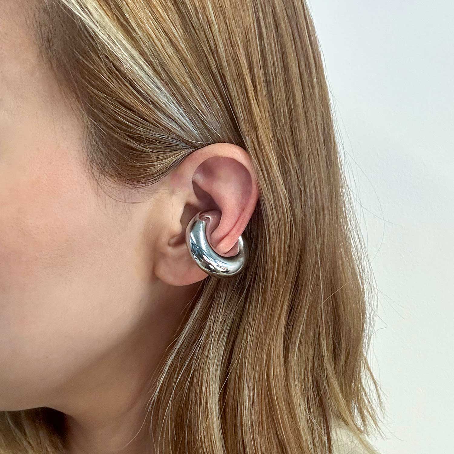 outofoffice - Wholesale Cuff/Wrap Earrings - Chunky Gold & Silver Hollow Statement Ear Cuff9