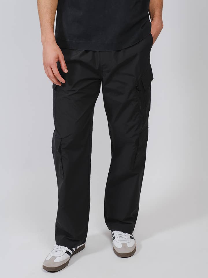 Calças de Nylon Elástico com Bolso Diagonal por atacado de Brooklyn Cloth