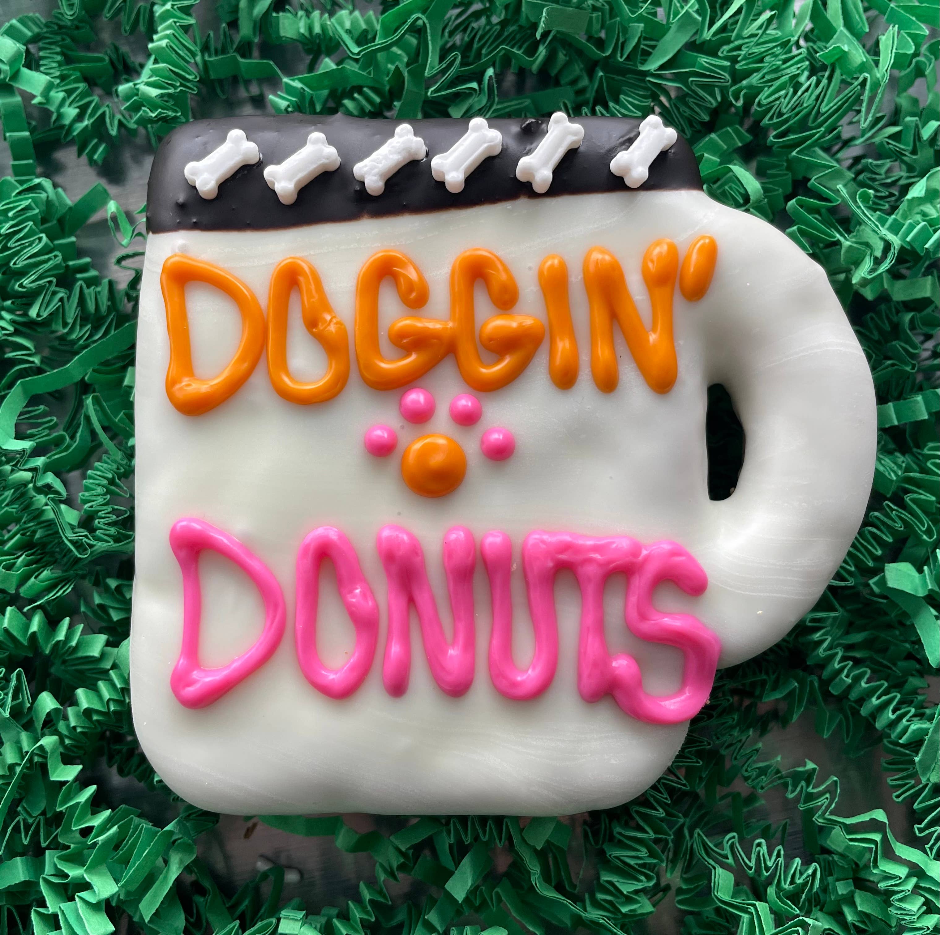 YumYum4DOGS - Wholesale Pet Treats - Dog - DOGGIN’ DONUTS coffee dog treats4