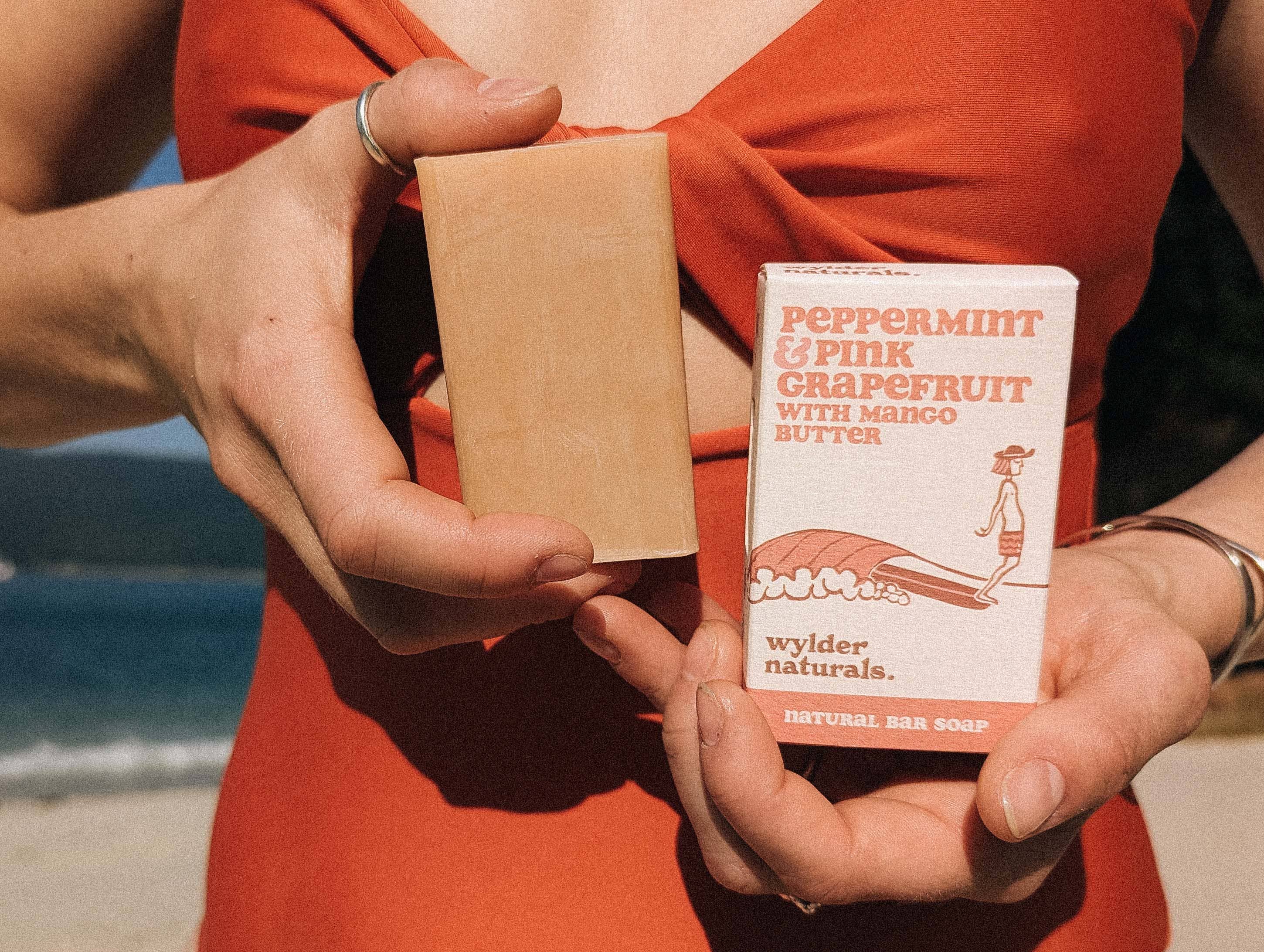 Wylder Naturals – wholesale Bar Soap – Peppermint & Pink Grapefruit with Mango Butter Natural Soap0