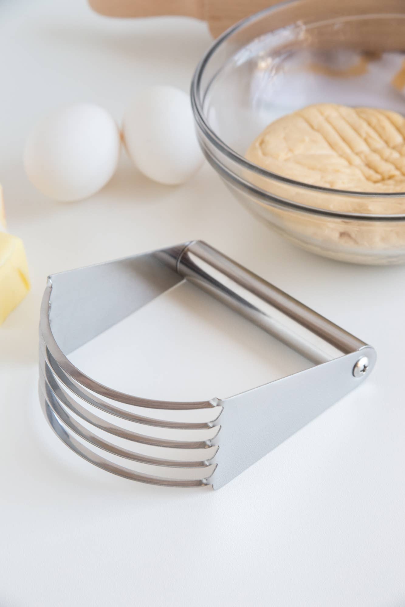 Fox Run Brands - Wholesale Kitchen Tool/Gadget - Fox Run Stainless Steel Dough Blender, 4.75" x 4" x 1.75"3