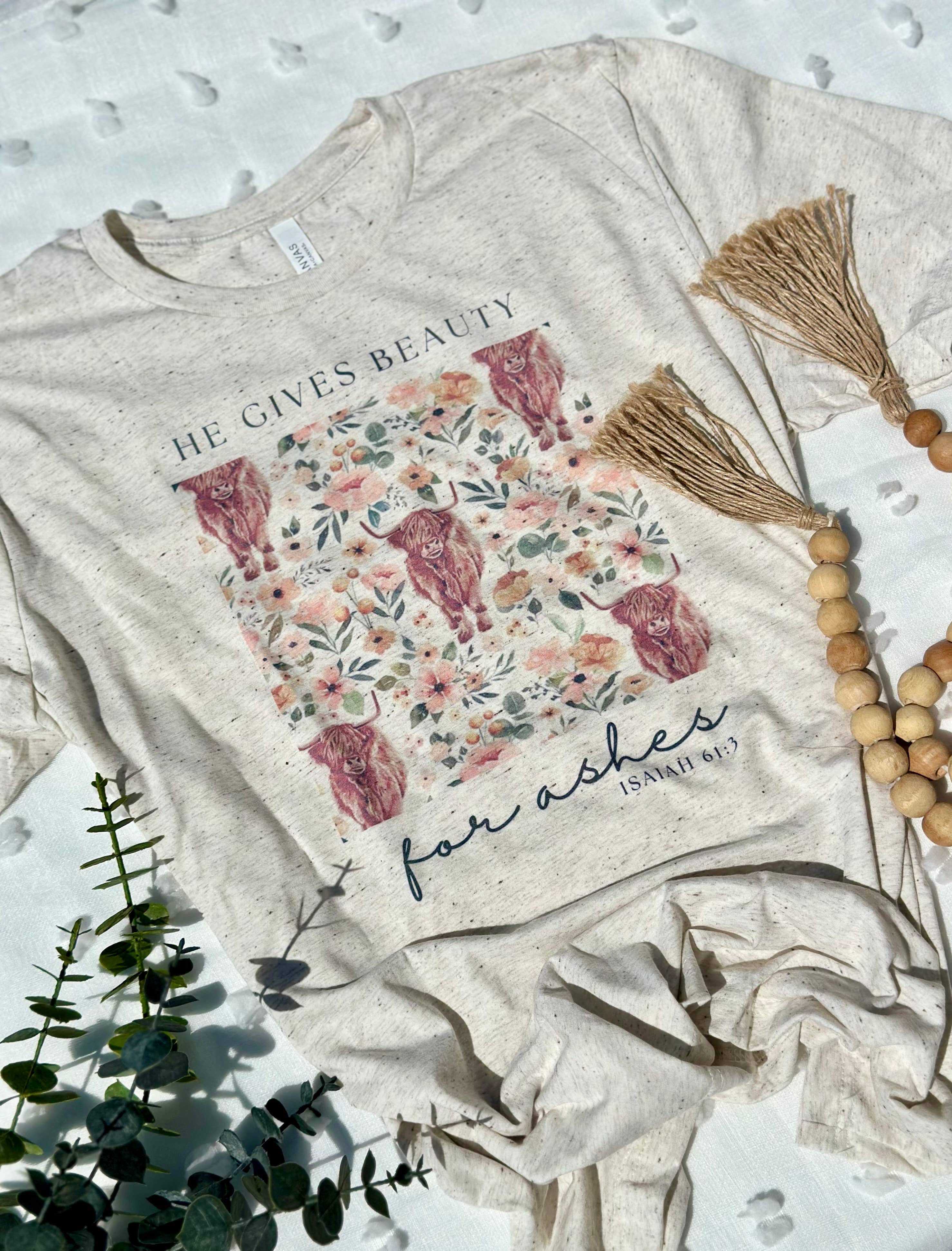 Only Grace Company – wholesale T-shirts med screentryck – Dam – Floral Highland Cow Christian grafisk t-shirt för kvinnor 2