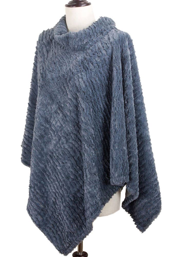 Hana - Wholesale Poncho - Women's - Stripe Pattern Faux Fur Poncho17