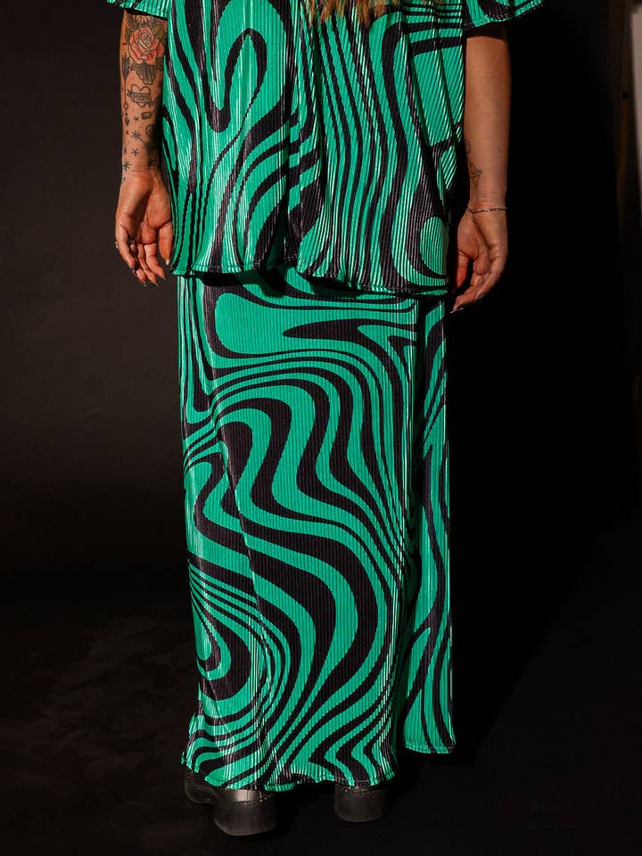Burnt Toast - Wholesale Top & Skirt Set - Women's - Neptune Swirl Plissé Maxi Skirt Set8