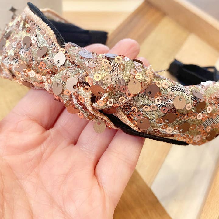 Giggle with Love - Wholesale Haarband - Dames - Glanzende hoofdband met pailletten, roségouden retro tulband, glanzende feesthoofddoek, dansend haarstuk, kerstcadeaus2