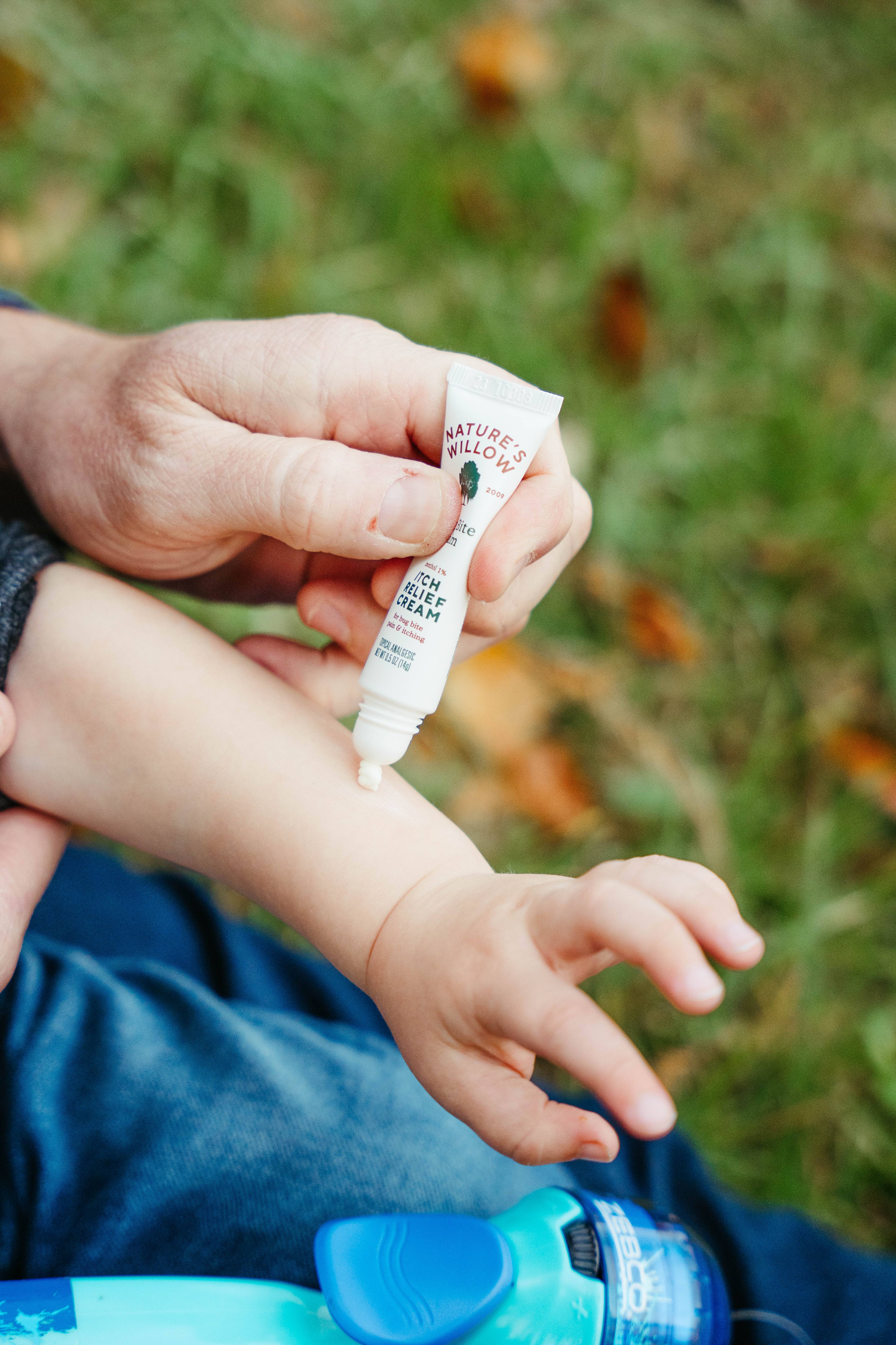 Nature's Willow - Wholesale Itch Ointment/Cream - Essential Oil Itch Relief Cream - 24 count hanging clipstrip4