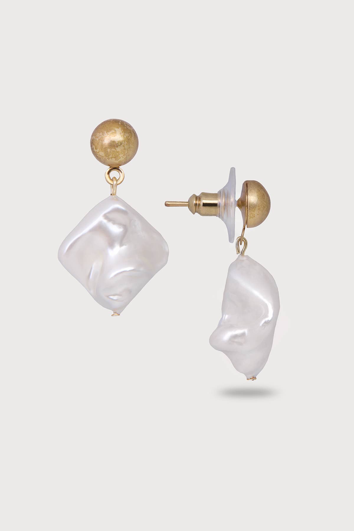 SAACHI - Wholesale Dangle Earrings - Baroque Pearl Diamond Shape Earrings1