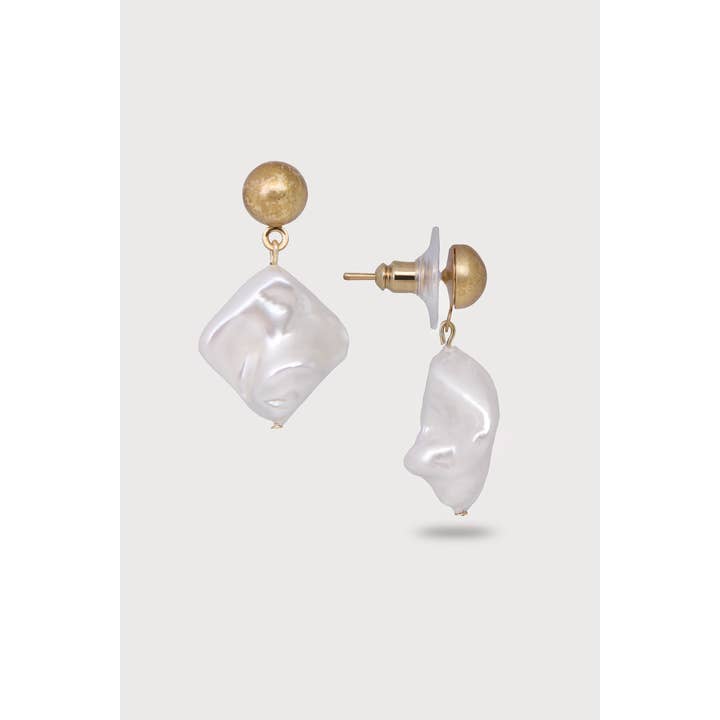 SAACHI - Wholesale Dangle Earrings - Baroque Pearl Diamond Shape Earrings1