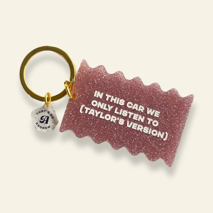En este coche escuchamos a Taylor - Divertido llavero de motel para venta al por mayor de That’s So Andrew