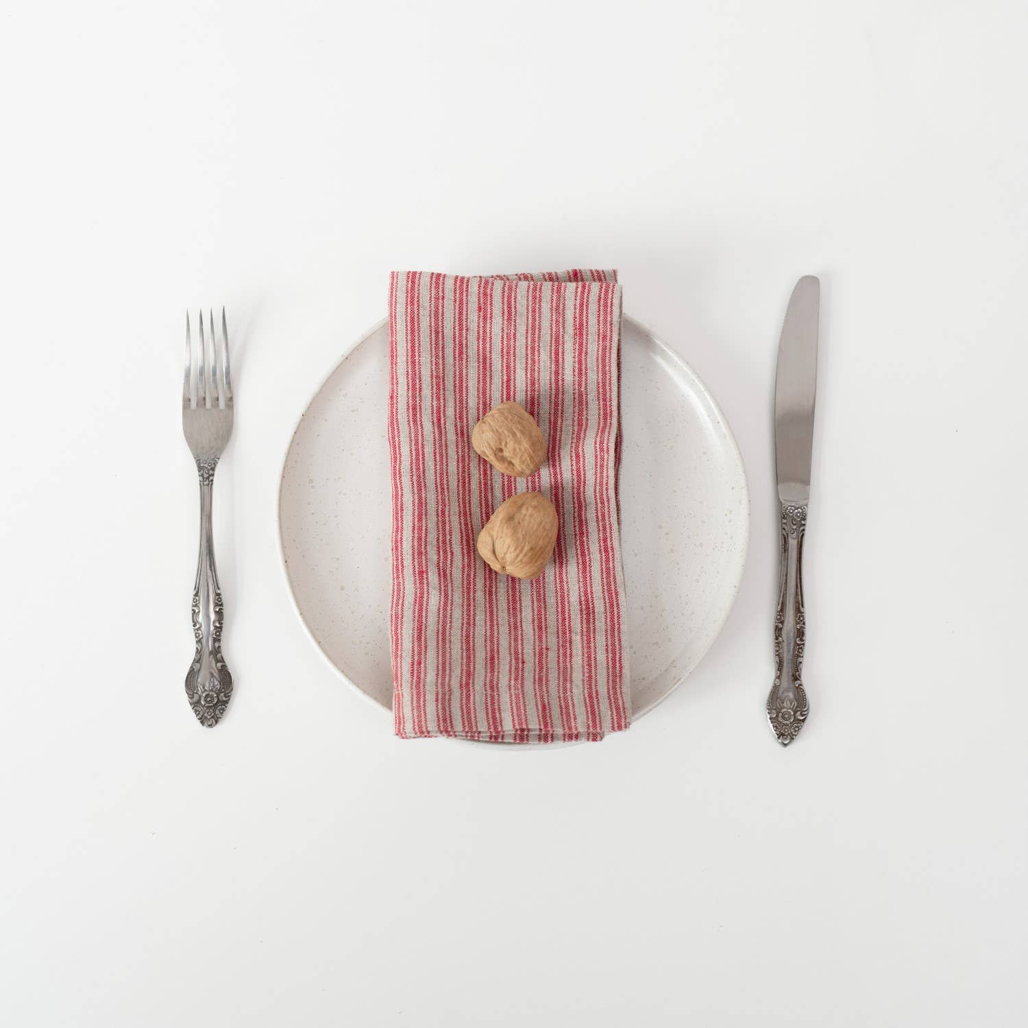 Linen Tales (We cover U.S. import duties) – wholesale Dinner & cloth napkin – Red Natural Stripes Linen Napkins Set of 21