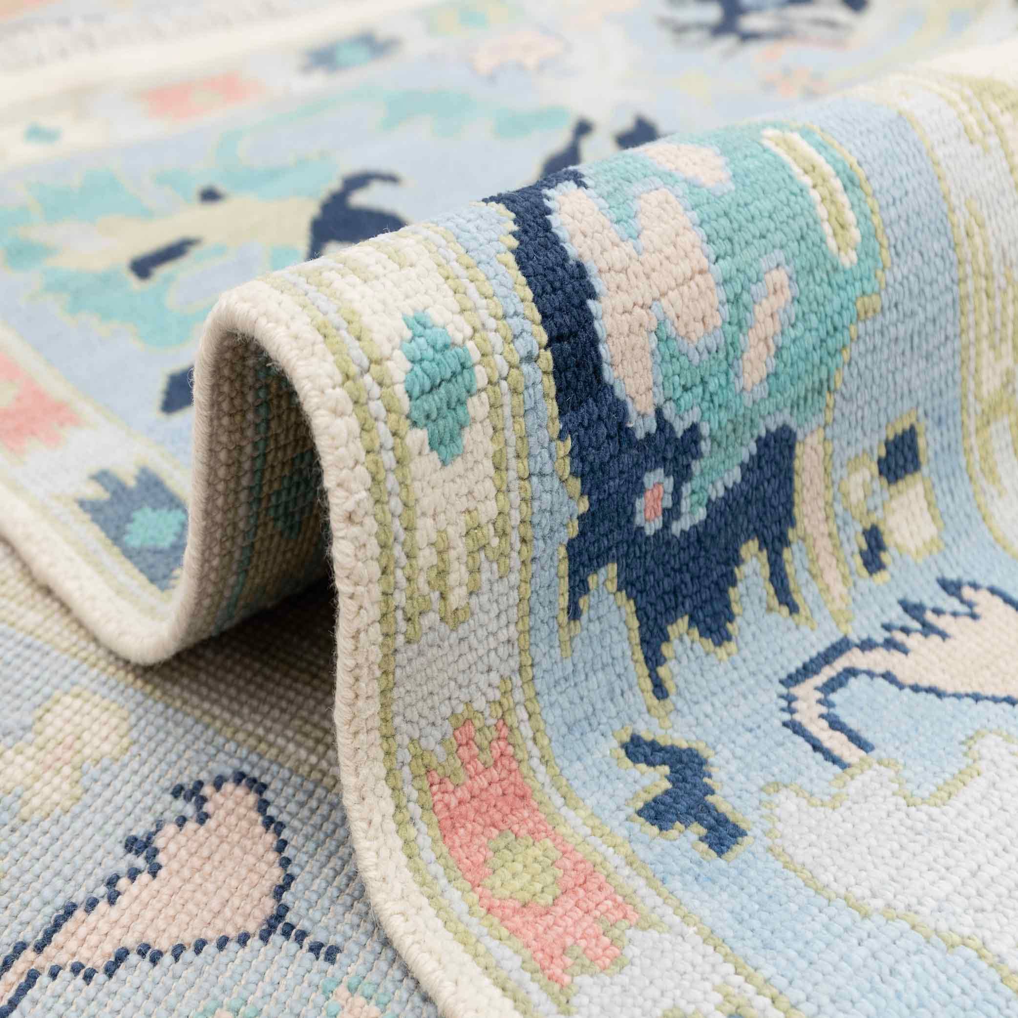 Aesthetic Homes LLC - Vendita all'ingrosso Tappeto - Tappeto in Stile Turco Oushak in Lana Avorio Blu Neutro JC-57571