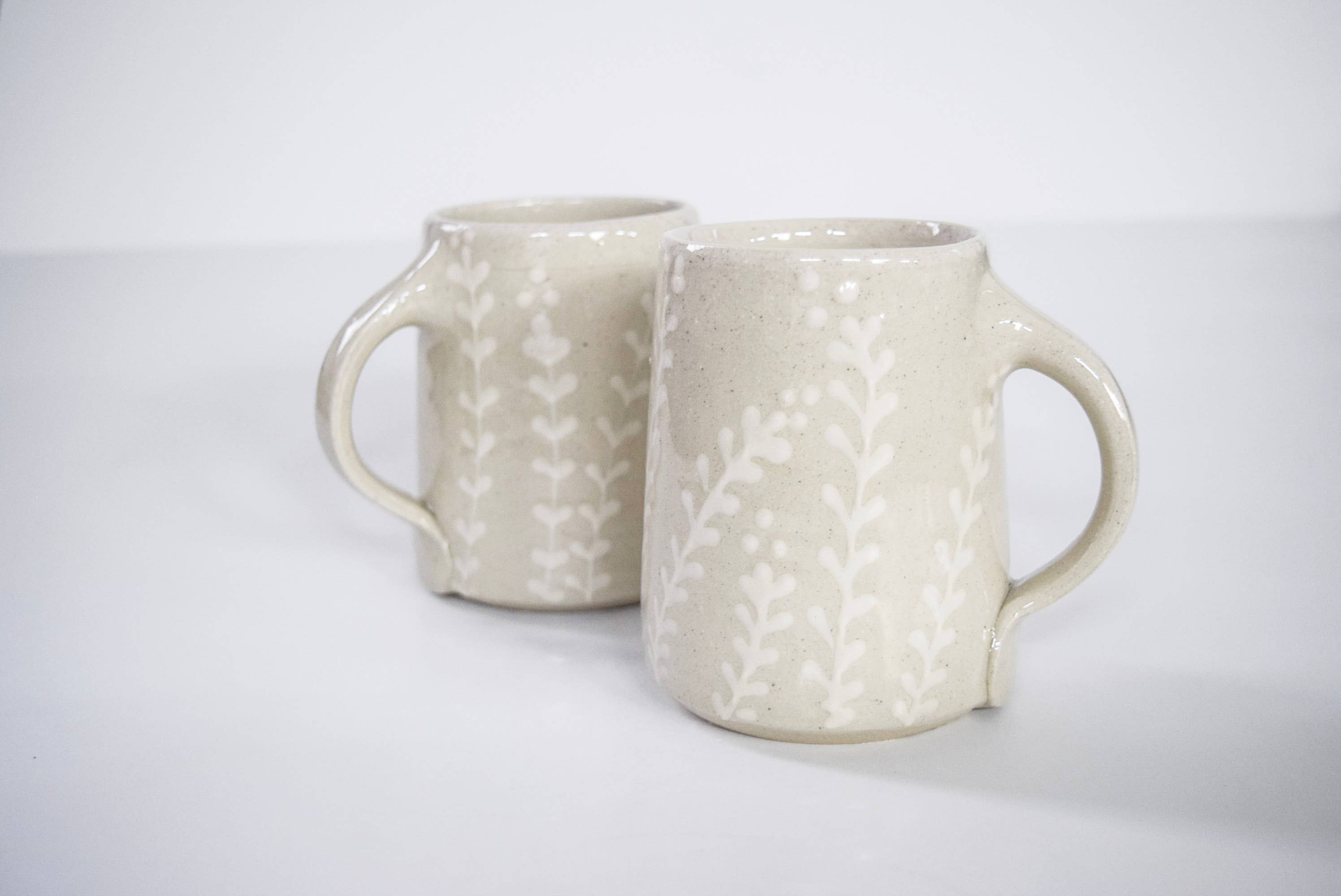 Curry Wilkinson Pottery - Wholesale Coffee Mug - Handmade Decorated Stoneware Mug with White Florals4