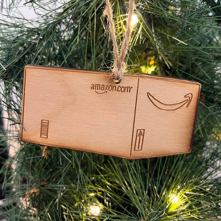 Amazon Box ornamento natalizio in legno per la vendita all'ingrosso da parte di Tree YoSelf
