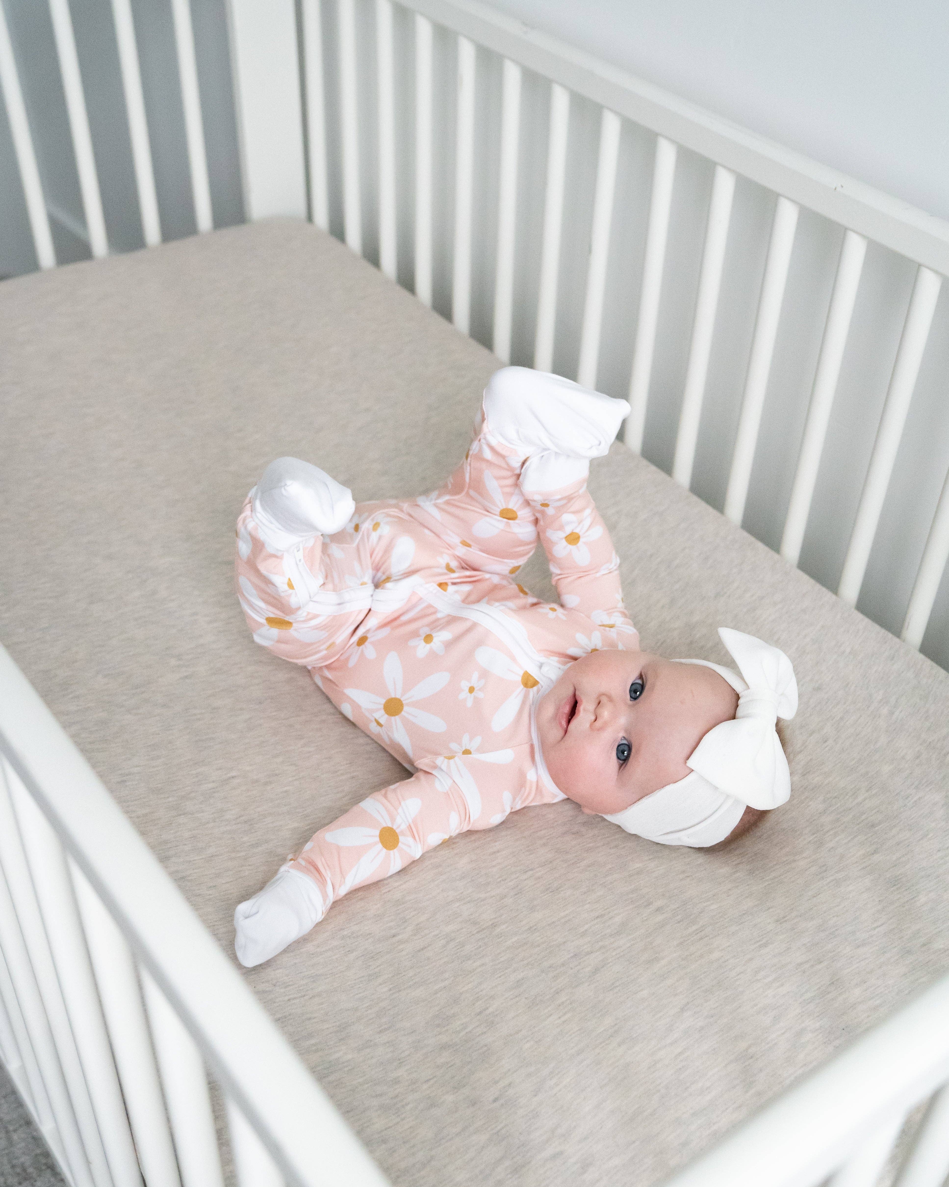 HUGGA BABIES - Wholesale Sleepsuit - Baby - Make My Daisy Bamboo Zipper Lounger