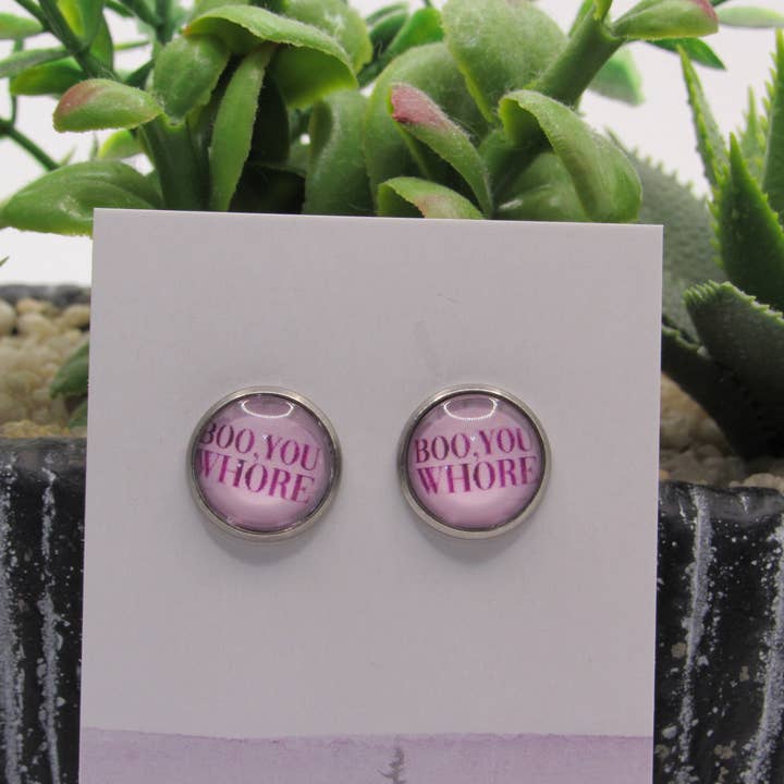 12mm Boo You Wh*re voor wholesale door Fiddle & Fox