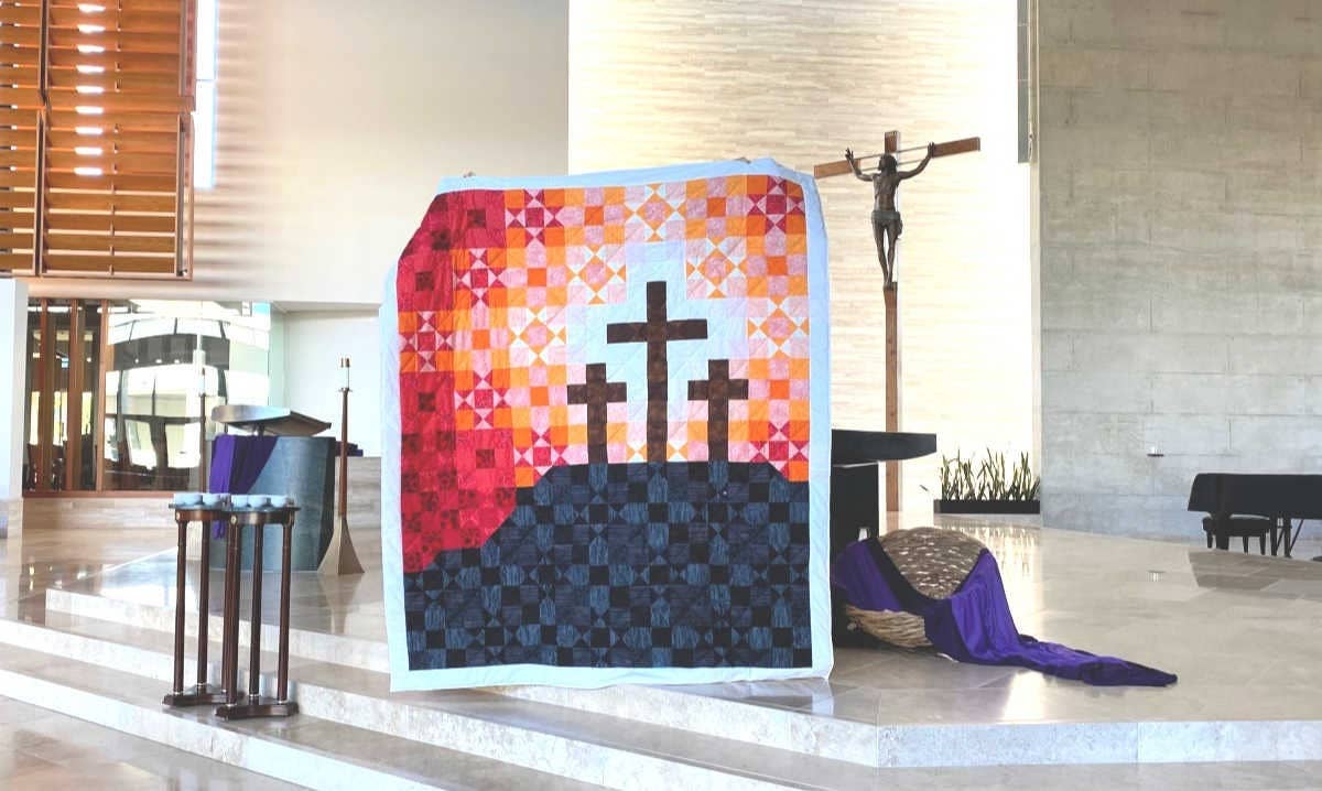 Faith and Fabric - Wholesale Quilt - Quilt Pattern: Lent / Good Friday Cross Quilt Pattern1