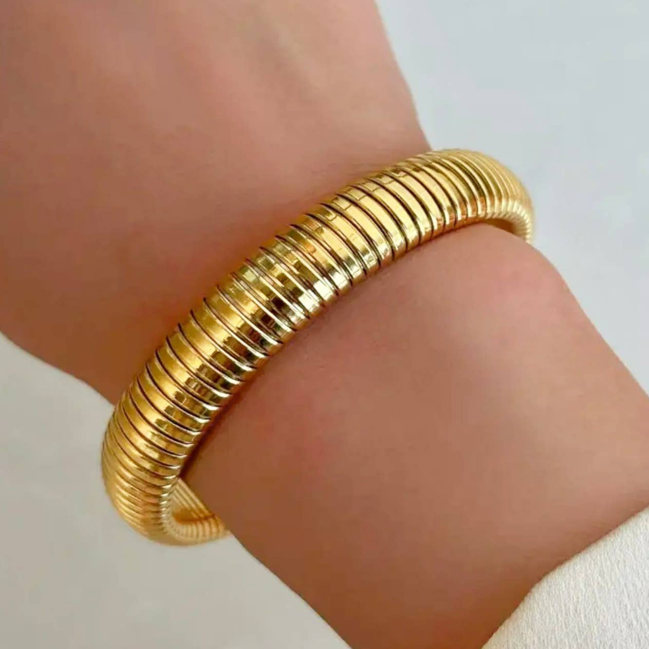 Tahana Designs - Wholesale Bangle Bracelet - Cobra Bracelet0